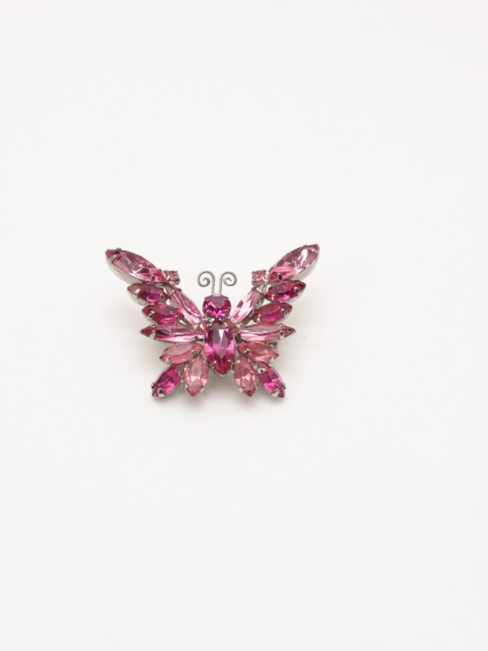 Vintage Juliana Prong Set Shades Pink Rhinestones Butterfly Brooch Pin